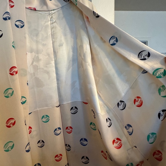 SILK JAPANESE KIMONO - Picture 4 of 4